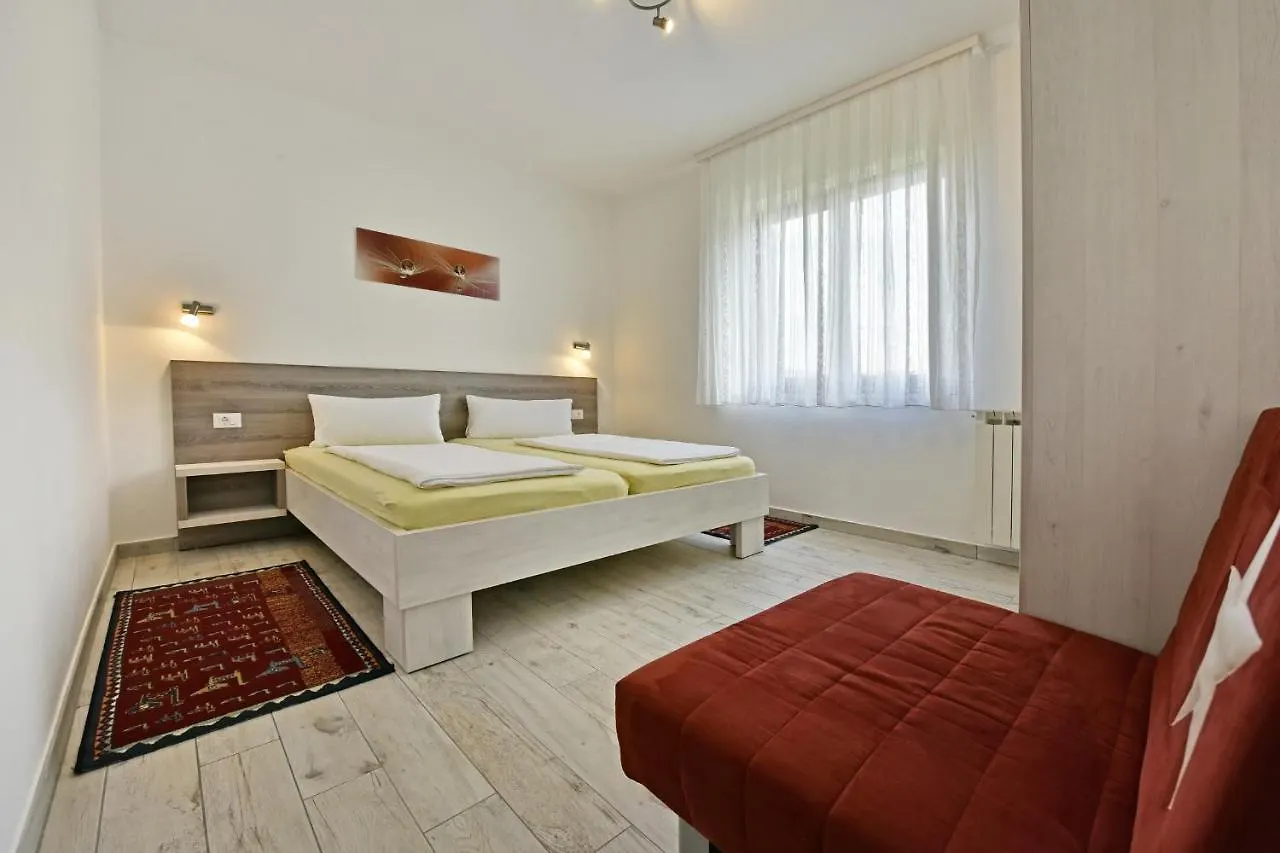 Ferienwohnungen Erika Poreč Apartament